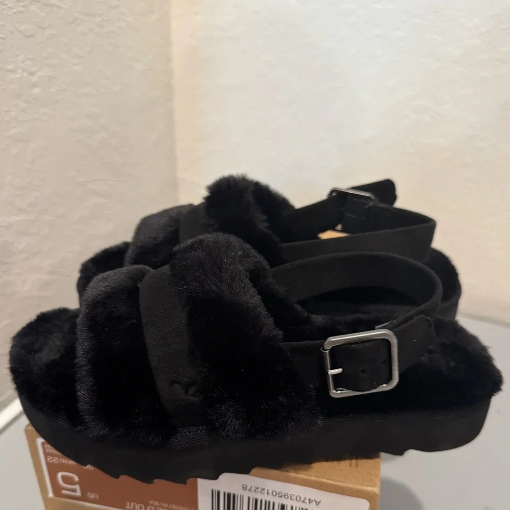 Koolaburra by UGG Adjustable Slide Sandals Fuzz'd Out Black Size 5